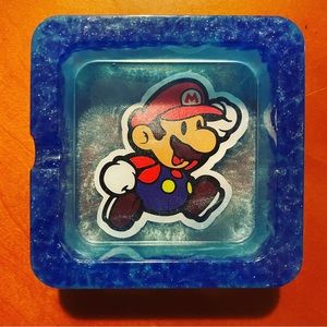 Super Mario ashtray
